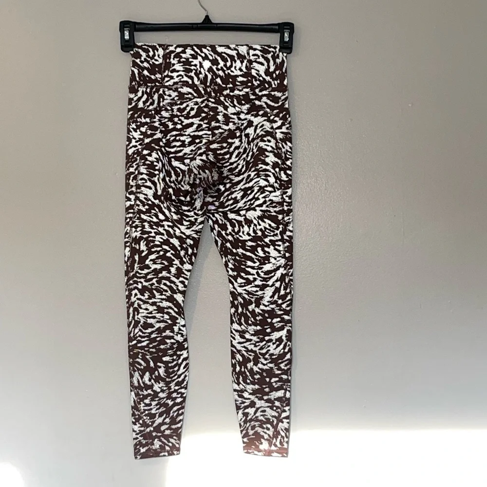 Athleta Rainer legging - Picture 3 of 10